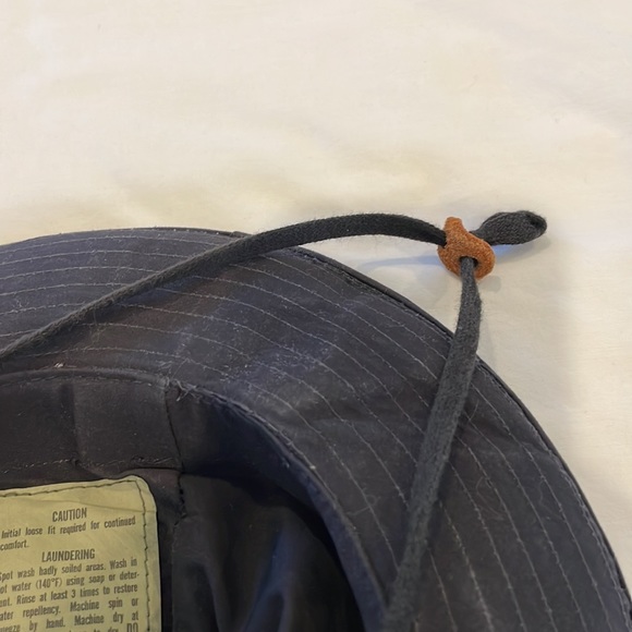 Black Hat Size 7-1/2 Black Adjustable Strap Vented on Sides - Picture 3 of 4